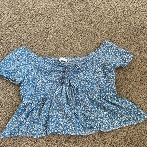Blue floral top